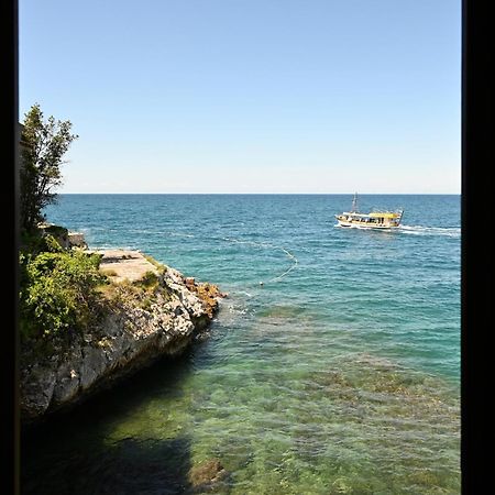 Ferienwohnung Chesa Arnolongo Rovinj Exterior foto